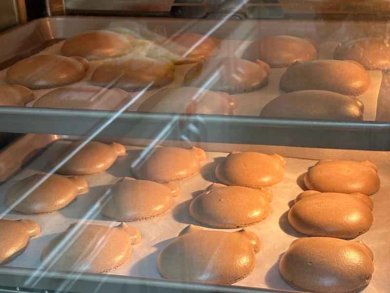 How to make pure milk hand-torn toast: Step 1