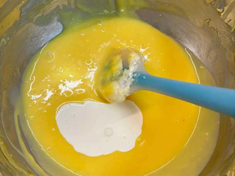 How to make pure milk hand-torn toast: Step 1