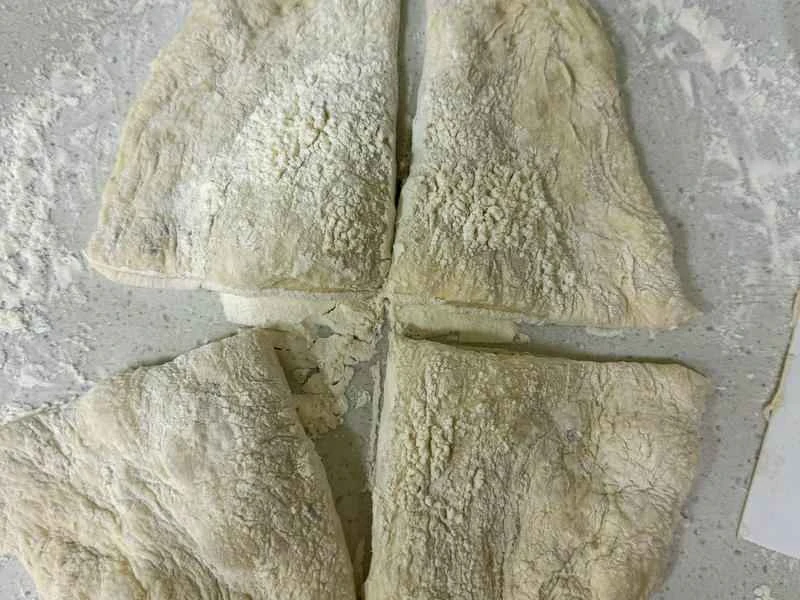 How to make pure milk hand-torn toast: Step 1