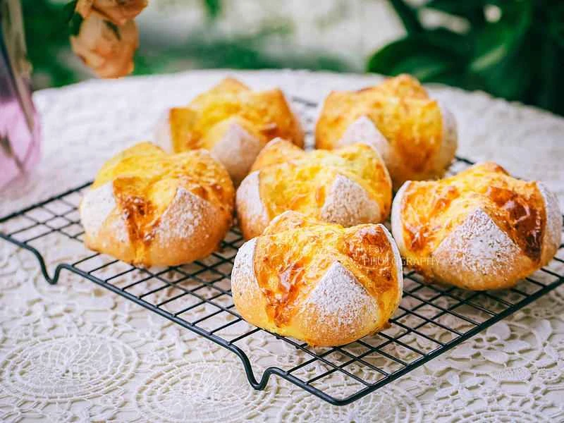 How to make pure milk hand-torn toast: Step 1