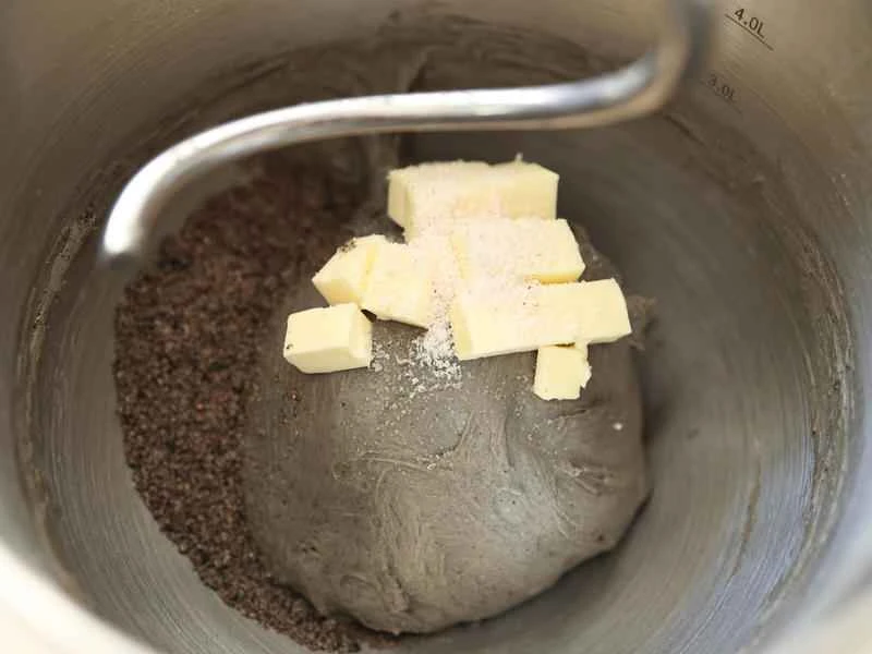 How to make pure milk hand-torn toast: Step 1