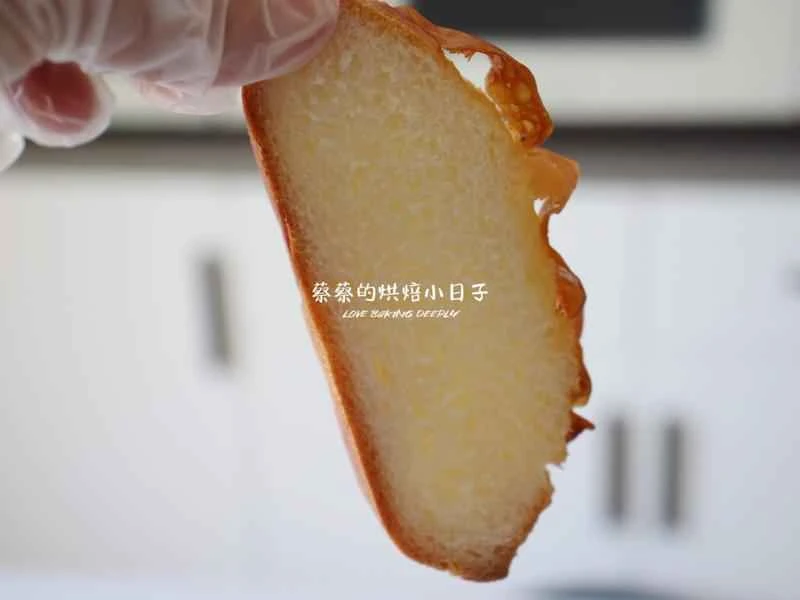 How to make pure milk hand-torn toast: Step 1