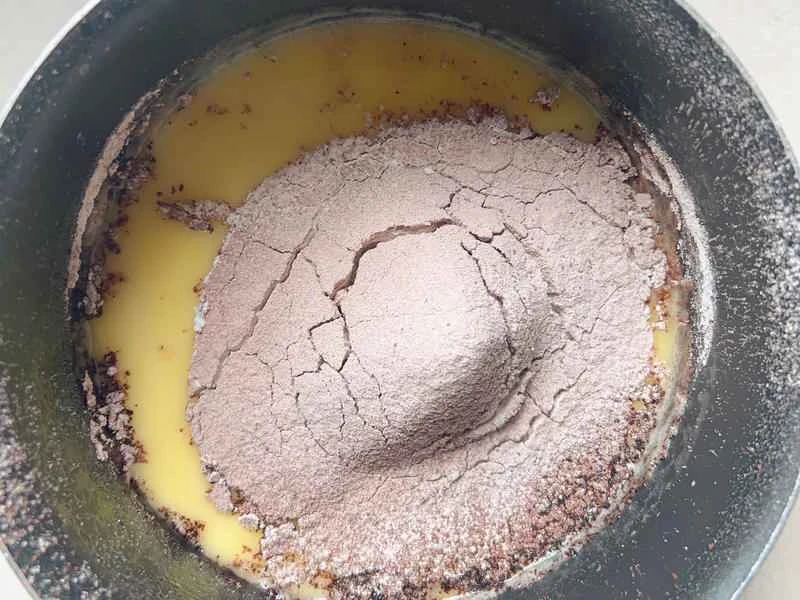 How to make pure milk hand-torn toast: Step 1