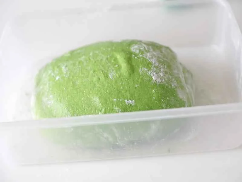 How to make pure milk hand-torn toast: Step 1