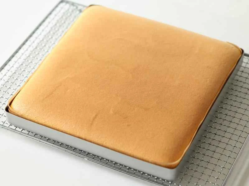 How to make pure milk hand-torn toast: Step 1