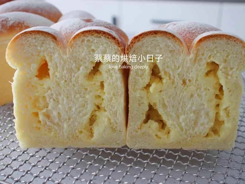 How to make pure milk hand-torn toast: Step 1