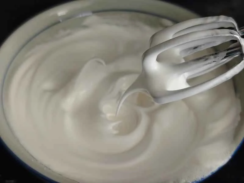 How to make pure milk hand-torn toast: Step 1