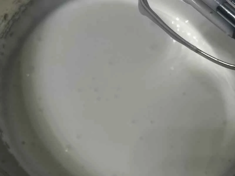 How to make pure milk hand-torn toast: Step 1