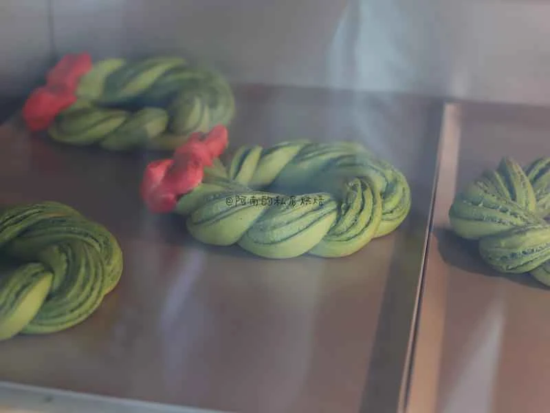 How to make pure milk hand-torn toast: Step 1