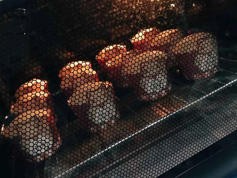 How to make pure milk hand-torn toast: Step 1