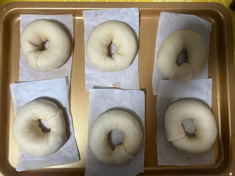 How to make pure milk hand-torn toast: Step 1