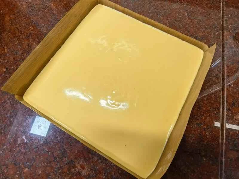 How to make pure milk hand-torn toast: Step 1