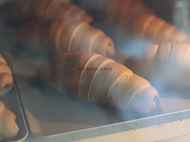 How to make pure milk hand-torn toast: Step 1