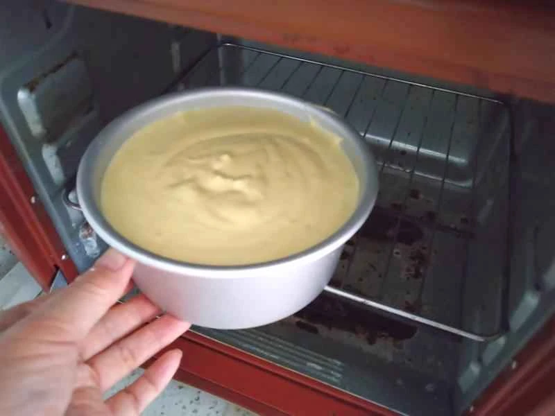 How to make pure milk hand-torn toast: Step 1