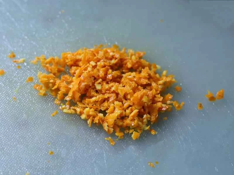 How to make pure milk hand-torn toast: Step 1