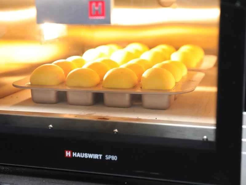 How to make pure milk hand-torn toast: Step 1