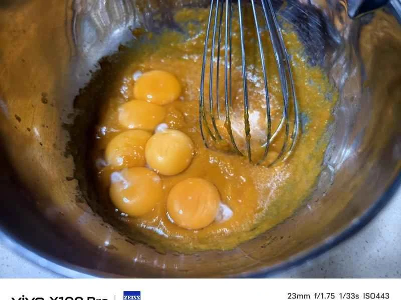 How to make pure milk hand-torn toast: Step 1