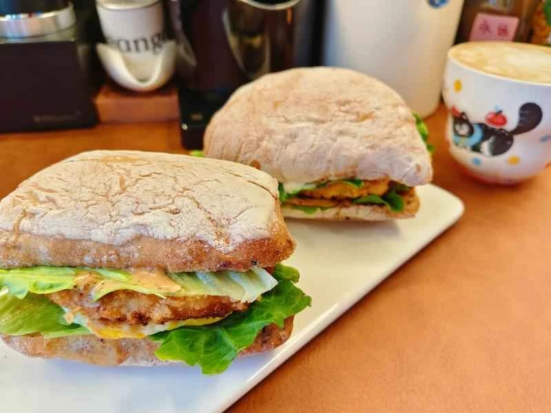 How to make pure milk hand-torn toast: Step 1