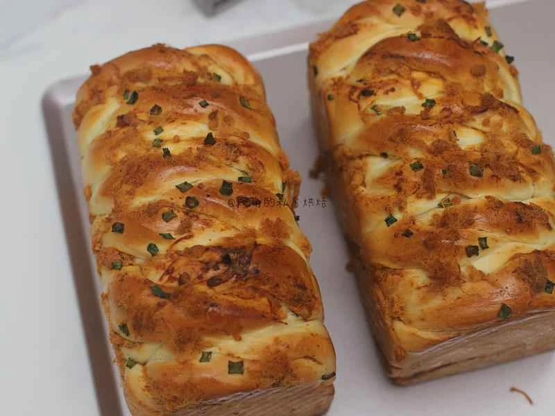 How to make pure milk hand-torn toast: Step 1