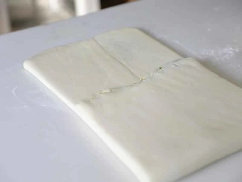 How to make pure milk hand-torn toast: Step 1