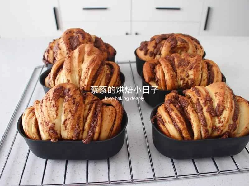 How to make pure milk hand-torn toast: Step 1