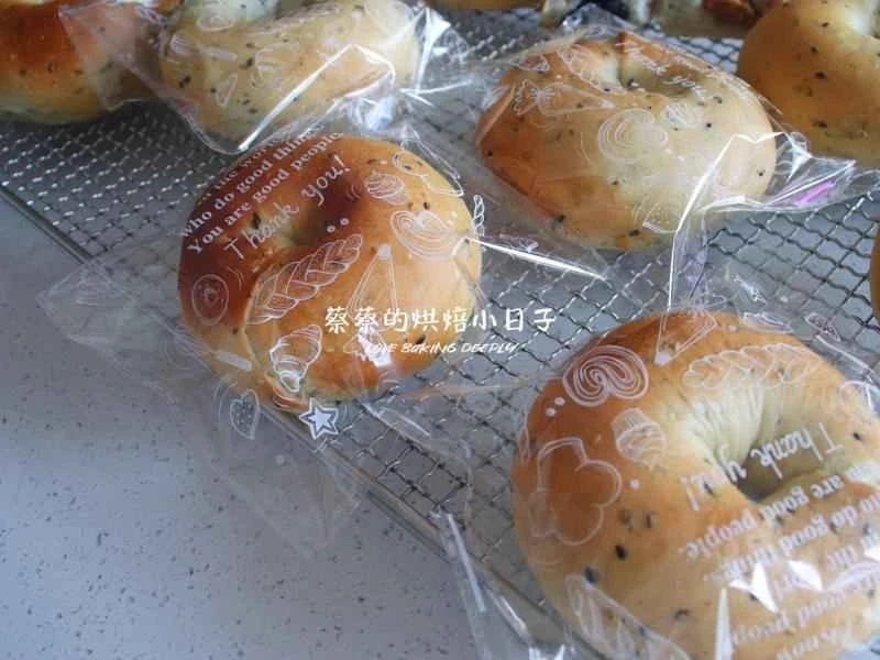 How to make pure milk hand-torn toast: Step 1