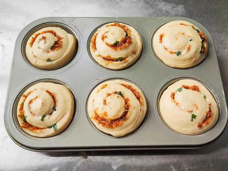 How to make pure milk hand-torn toast: Step 1