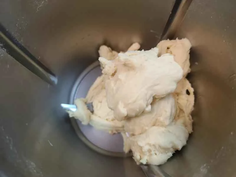 How to make pure milk hand-torn toast: Step 1