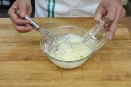 How to make pure milk hand-torn toast: Step 1