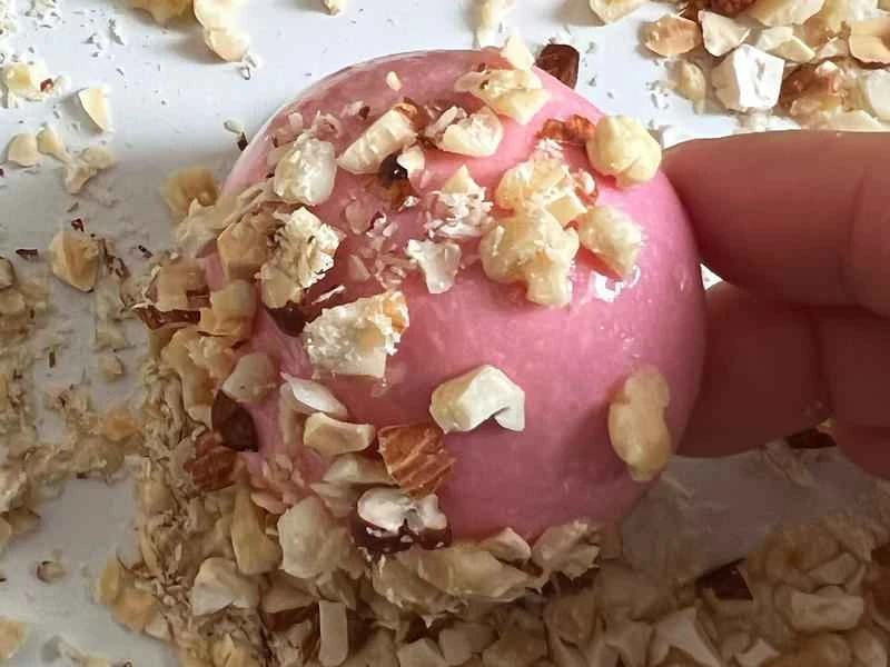 How to make pure milk hand-torn toast: Step 1