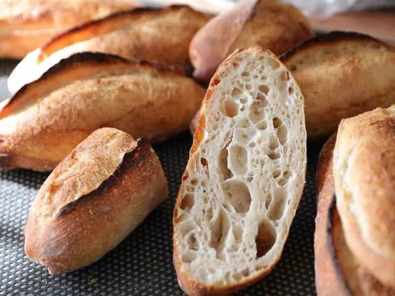 How to make pure milk hand-torn toast: Step 1