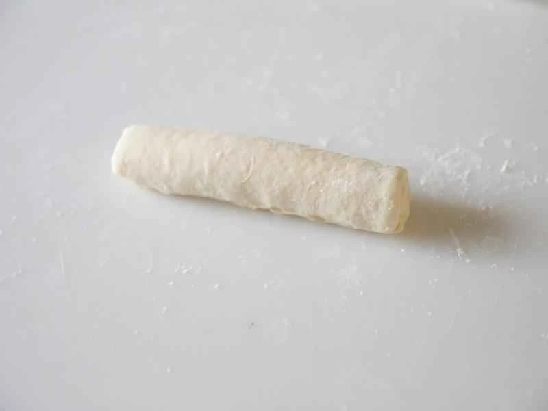 How to make pure milk hand-torn toast: Step 1