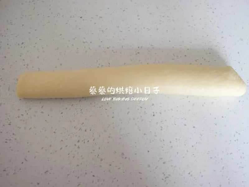 How to make pure milk hand-torn toast: Step 1