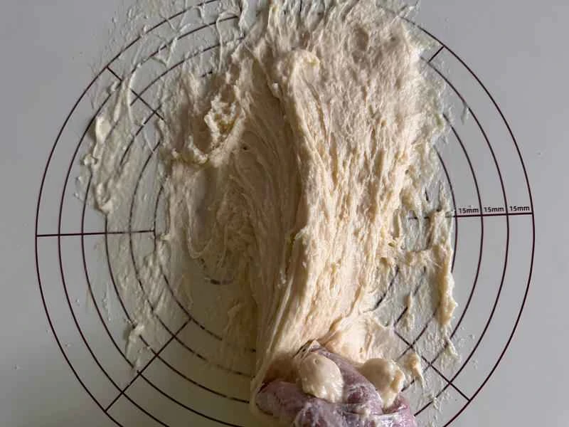 How to make pure milk hand-torn toast: Step 1