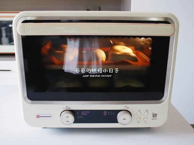 How to make pure milk hand-torn toast: Step 1