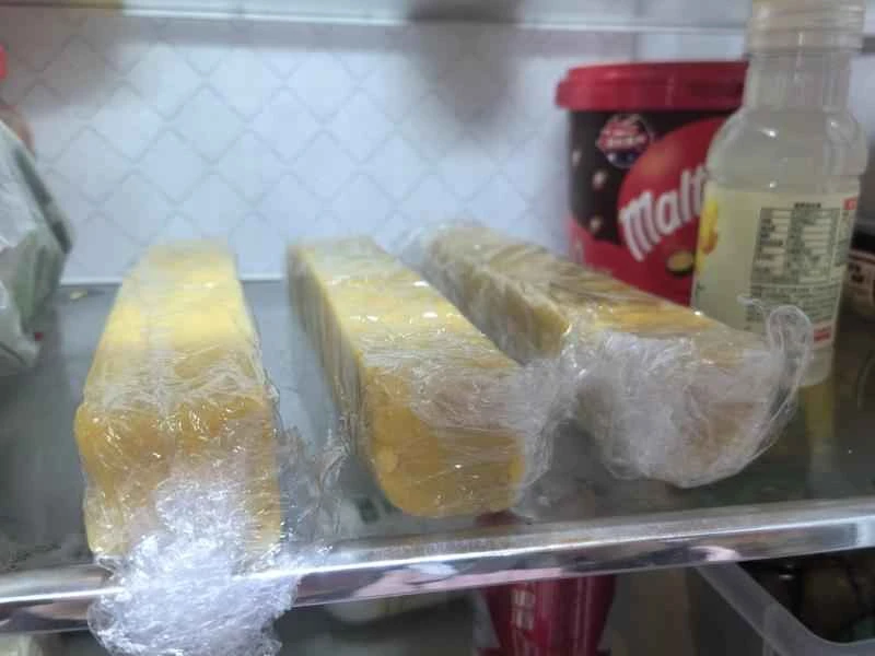 How to make pure milk hand-torn toast: Step 1