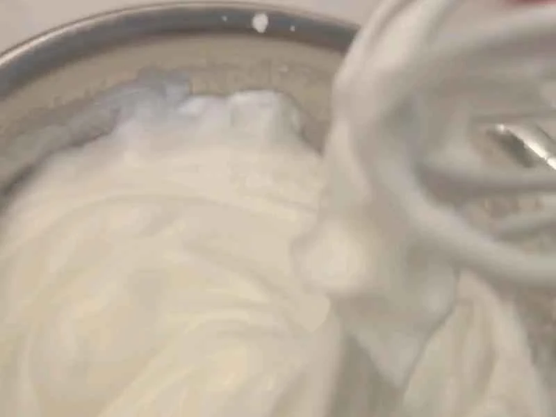 How to make pure milk hand-torn toast: Step 1