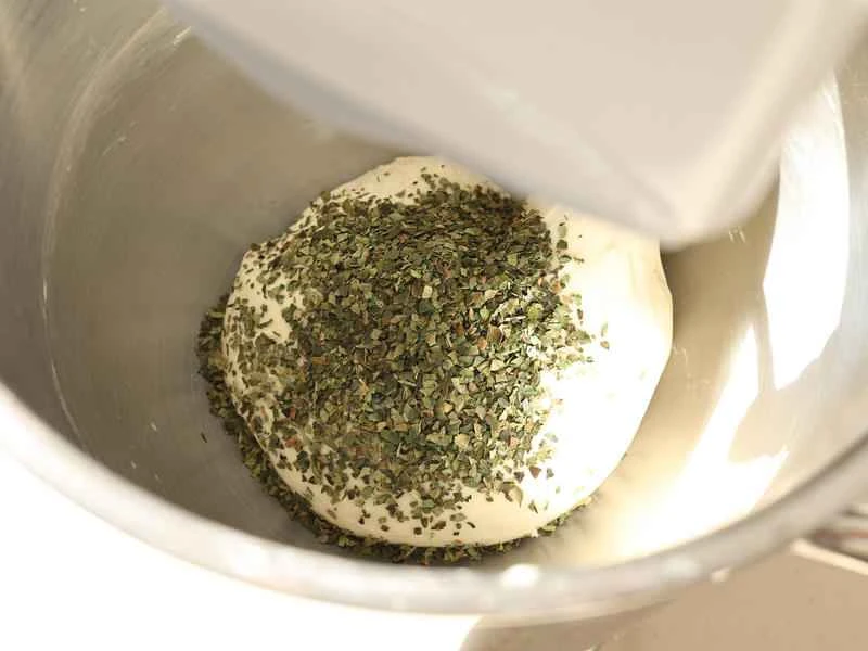 How to make pure milk hand-torn toast: Step 1