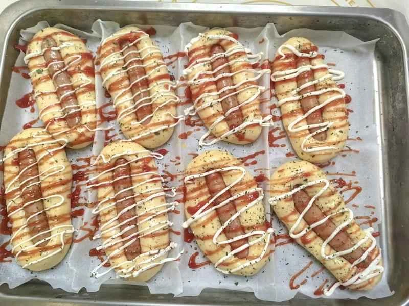 How to make pure milk hand-torn toast: Step 1