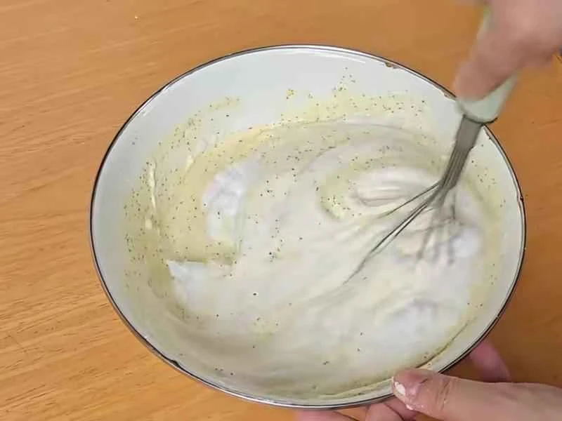 How to make pure milk hand-torn toast: Step 1