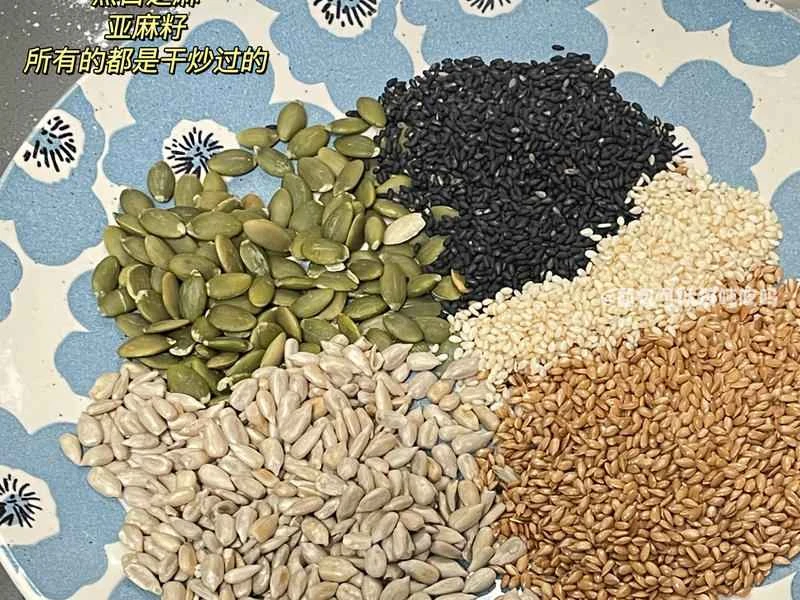 How to make pure milk hand-torn toast: Step 1