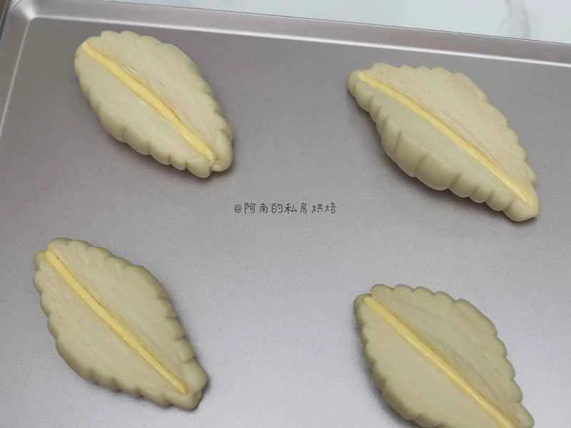 How to make pure milk hand-torn toast: Step 1